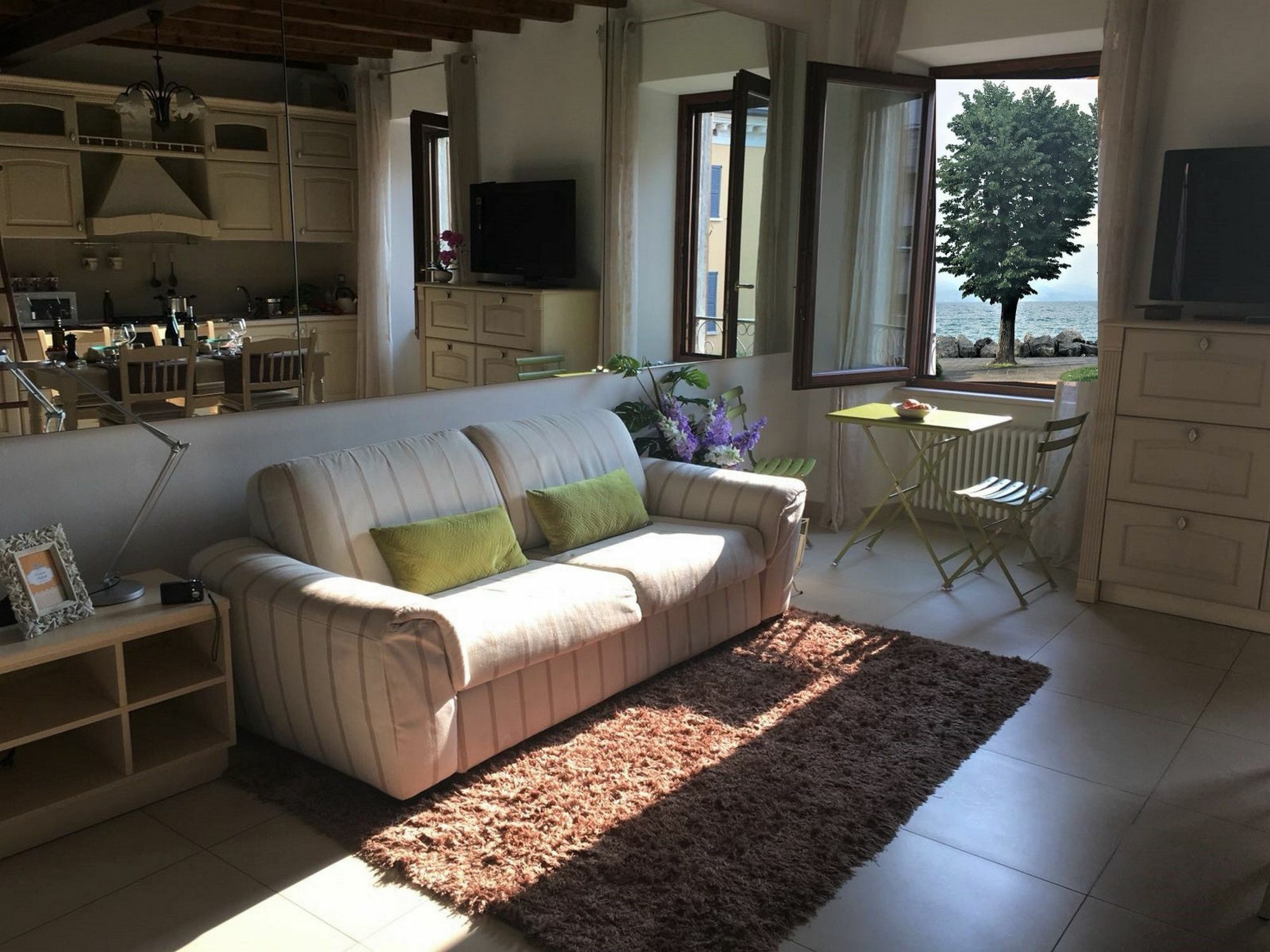 Ferienwohnung DesenzanoLoft La Mia Favorita Desenzano del Garda Exterior foto